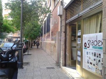 Local Comercial de 150 m<sup style='color: #898ba2;'>2</sup> en Centro.