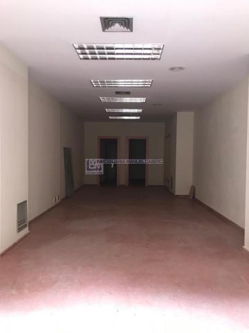 Local Comercial de 60 m<sup style='color: #898ba2;'>2</sup> y 1 baños en Centro.