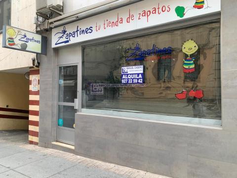 Local Comercial de 40 m<sup style='color: #898ba2;'>2</sup> en Centro.