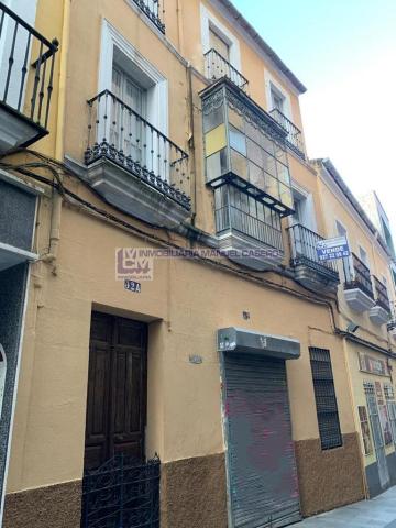 Piso de 107 m<sup style='color: #898ba2;'>2</sup> con 4 habitaciones y 1 baños en Centro.