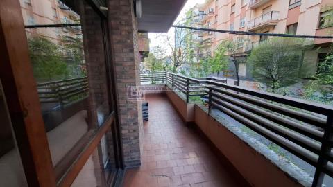 PISO DE 4 DORMITORIOS EN EL CENTRO