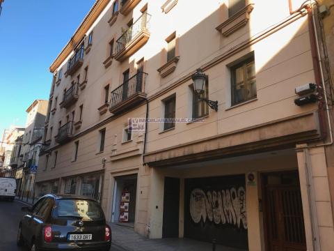 ESTUPENDO PISO EN EL CENTRO