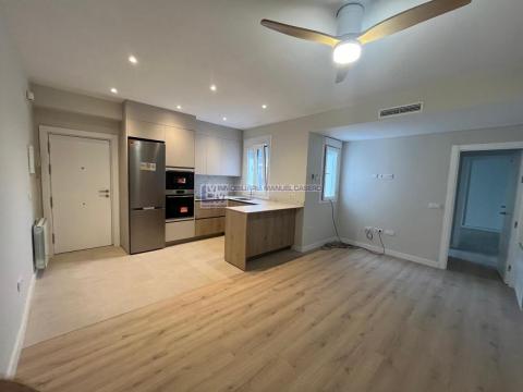 Apartamento de 50 m<sup style='color: #898ba2;'>2</sup> con 1 habitaciones y 1 baños en Centro.