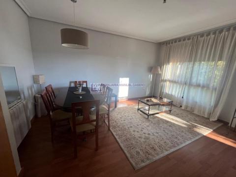 Piso de 92 m<sup style='color: #898ba2;'>2</sup> con 3 habitaciones y 2 baños en Nuevo Cáceres.