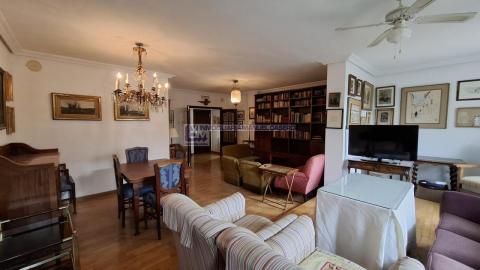 Piso de 110 m<sup style='color: #898ba2;'>2</sup> con 3 habitaciones y 2 baños en Cabeza Rubia.