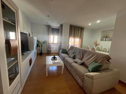 Piso de 92 m<sup style='color: #898ba2;'>2</sup> con 3 habitaciones y 2 baños en Mejostilla.